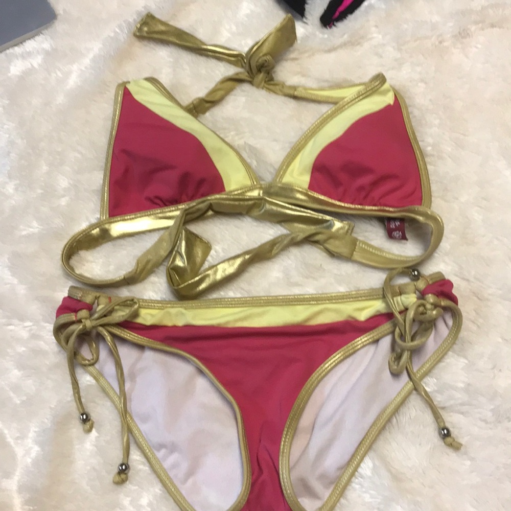 bathing suit